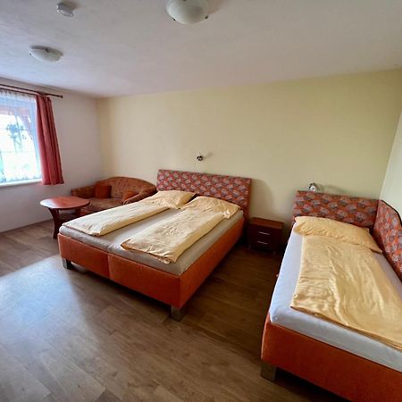 Horsky Hotel Paprsek Staré Město 客房 照片