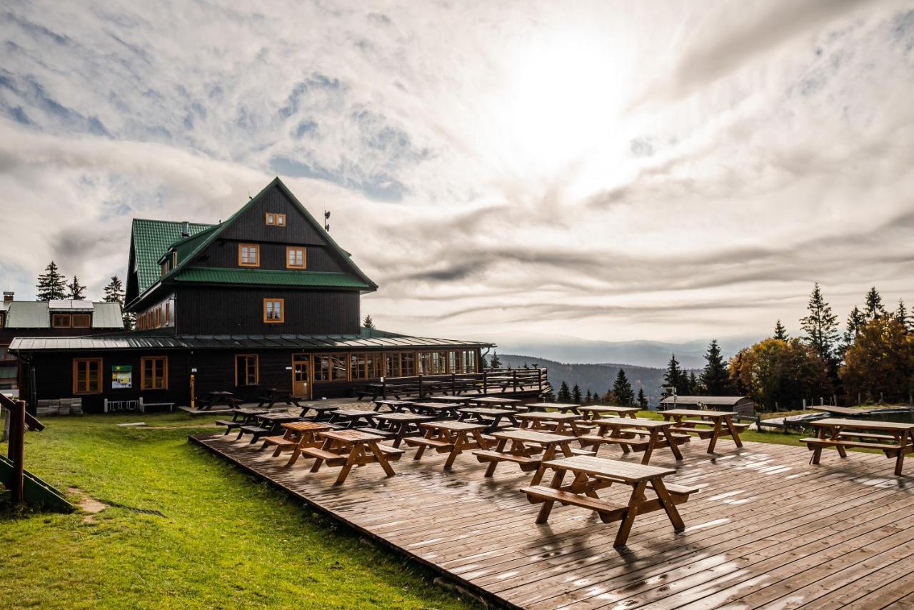 Horsky Hotel Paprsek Staré Město 外观 照片