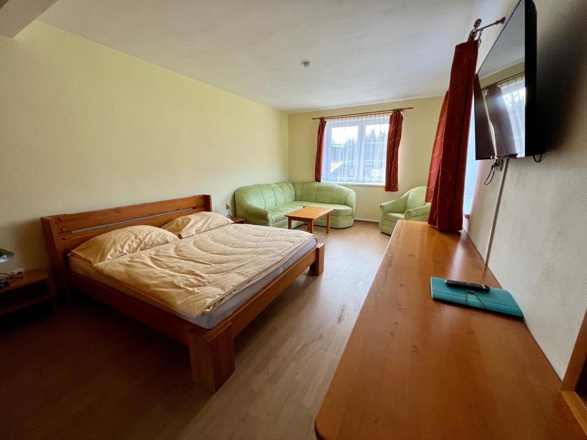 Horsky Hotel Paprsek Staré Město 外观 照片