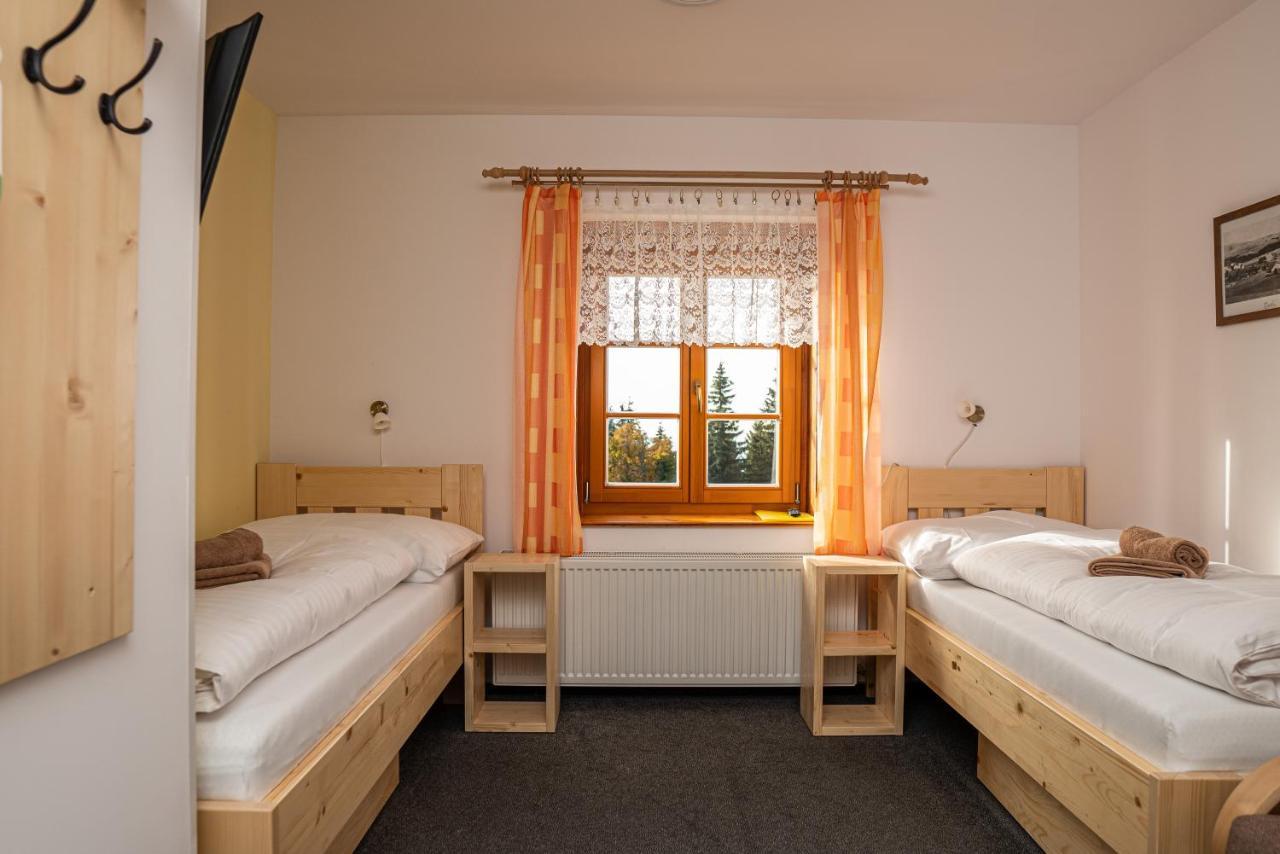 Horsky Hotel Paprsek Staré Město 外观 照片