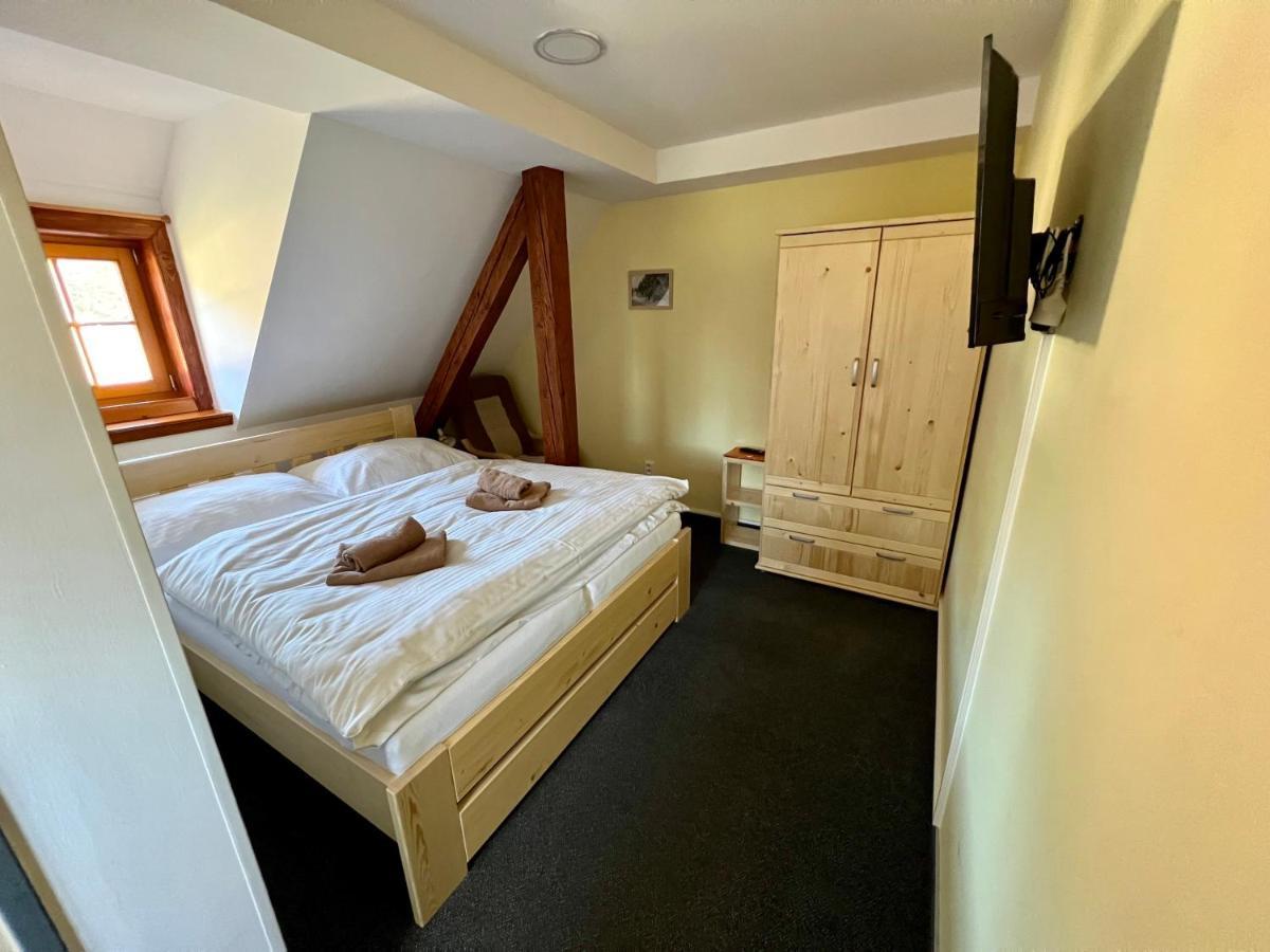 Horsky Hotel Paprsek Staré Město 外观 照片