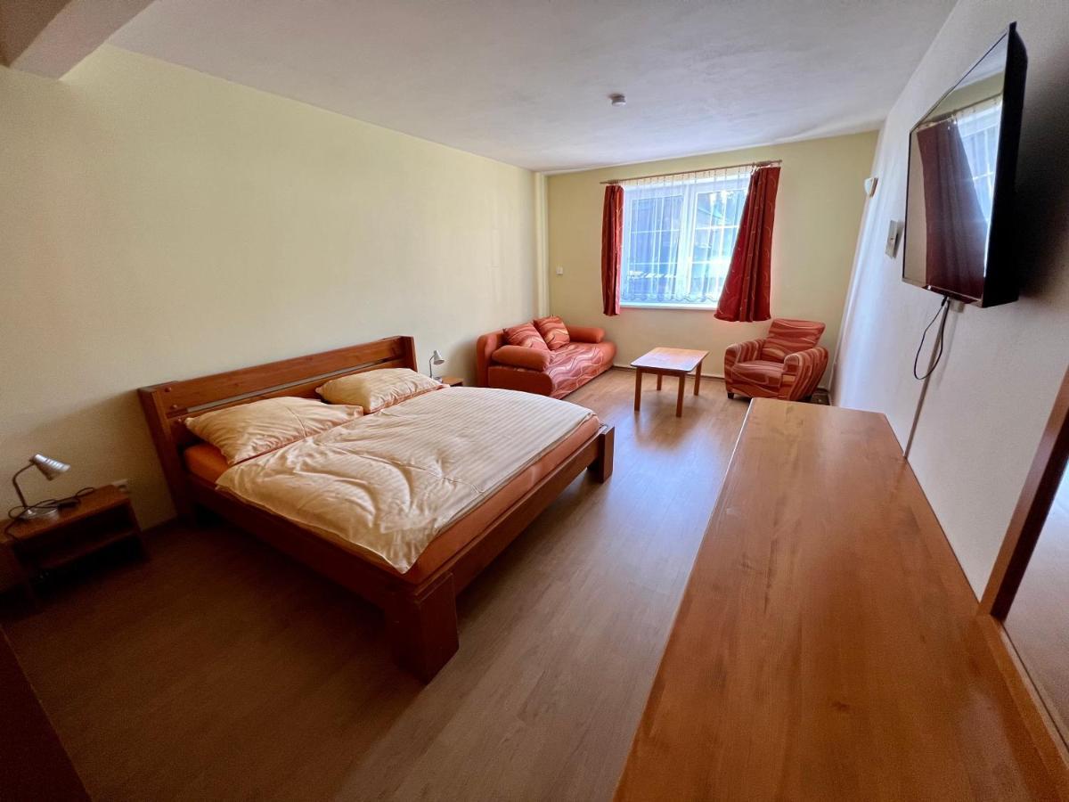 Horsky Hotel Paprsek Staré Město 外观 照片