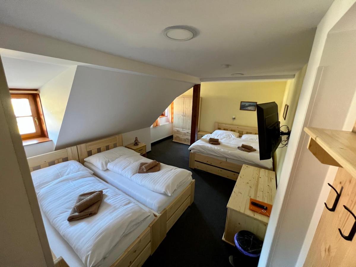 Horsky Hotel Paprsek Staré Město 外观 照片