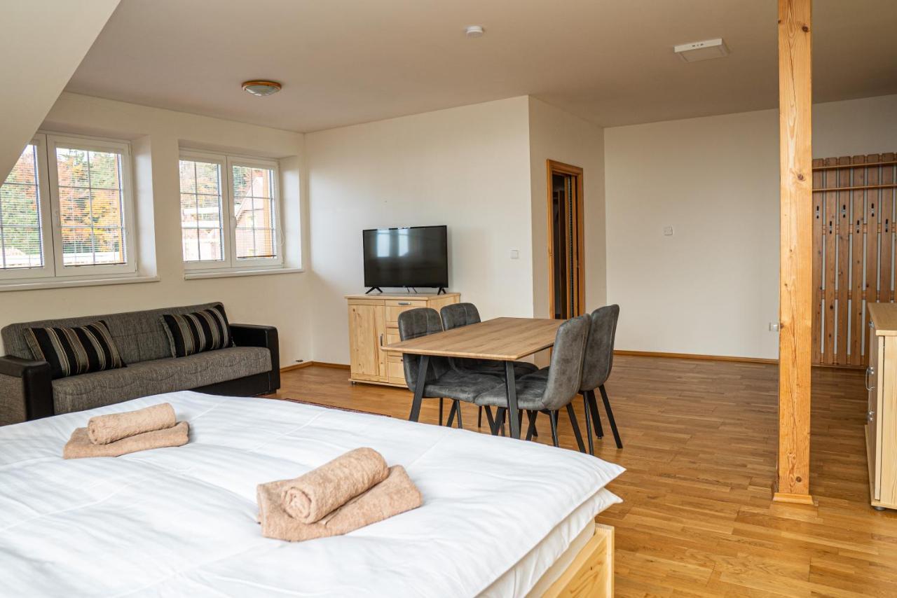 Horsky Hotel Paprsek Staré Město 外观 照片